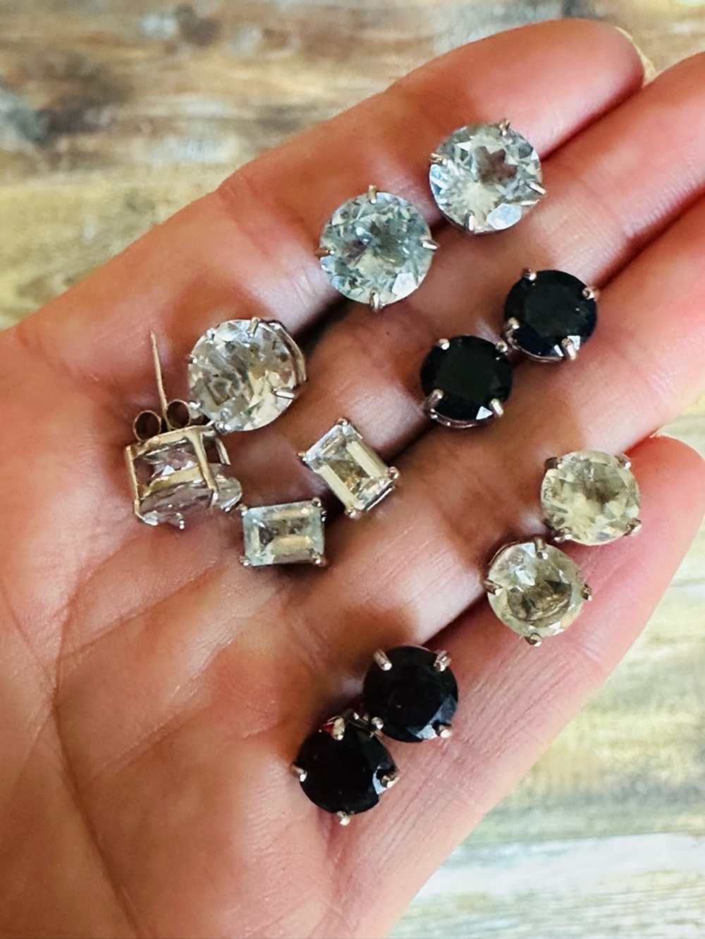 Gemstones in Platinum earring studs